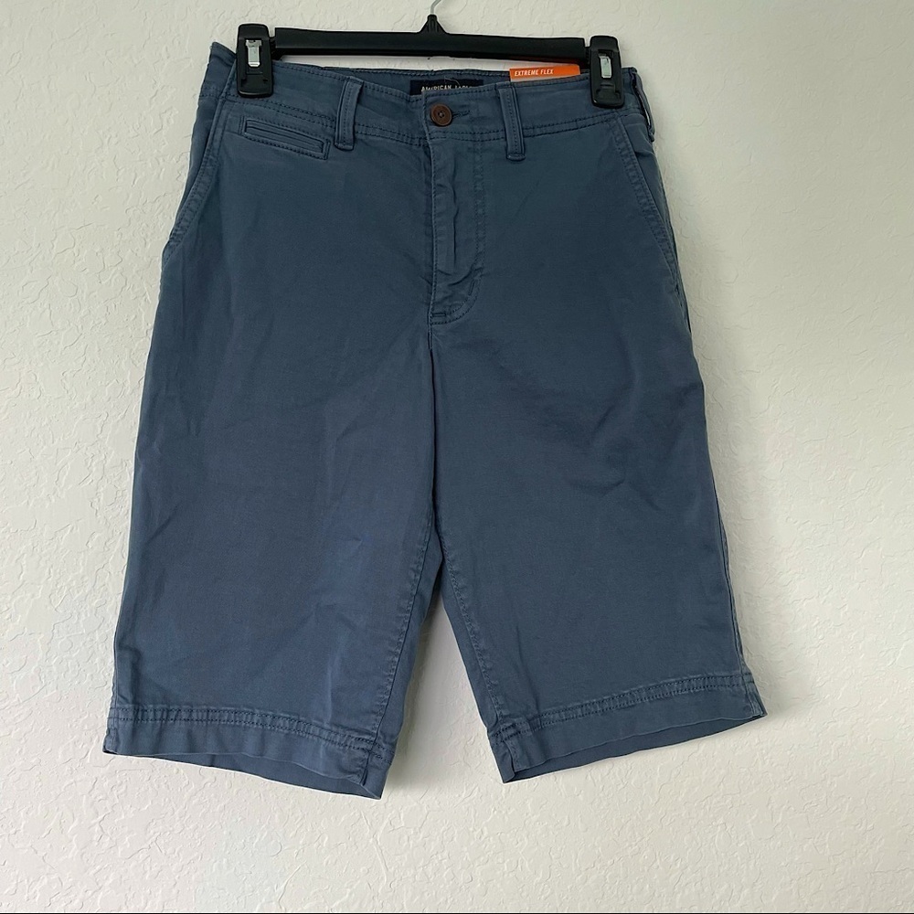 American Eagle Extreme Flex Men's Shorts Sz 26‎ Blue Chino Longer Length Preppy
